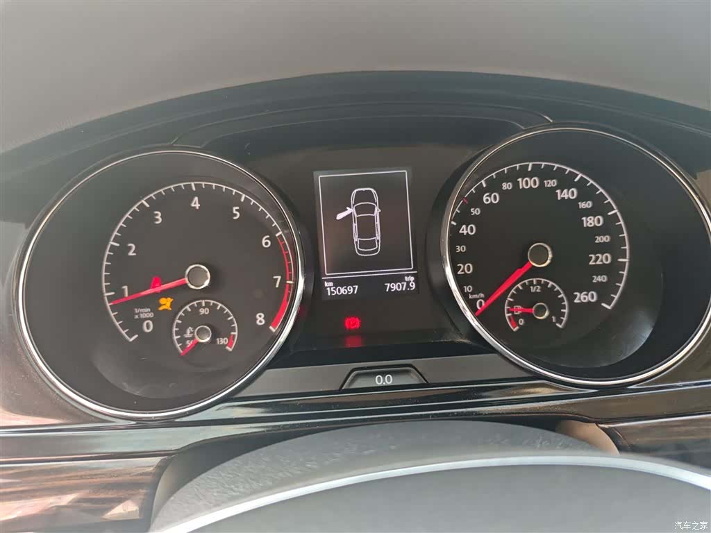Volkswagen Lamando, 2015 8