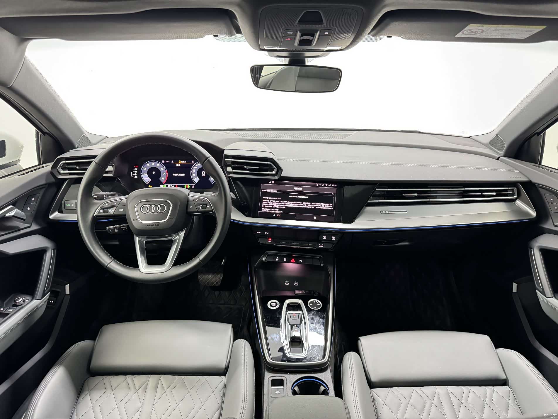 Audi Flying Spur, 2025 9