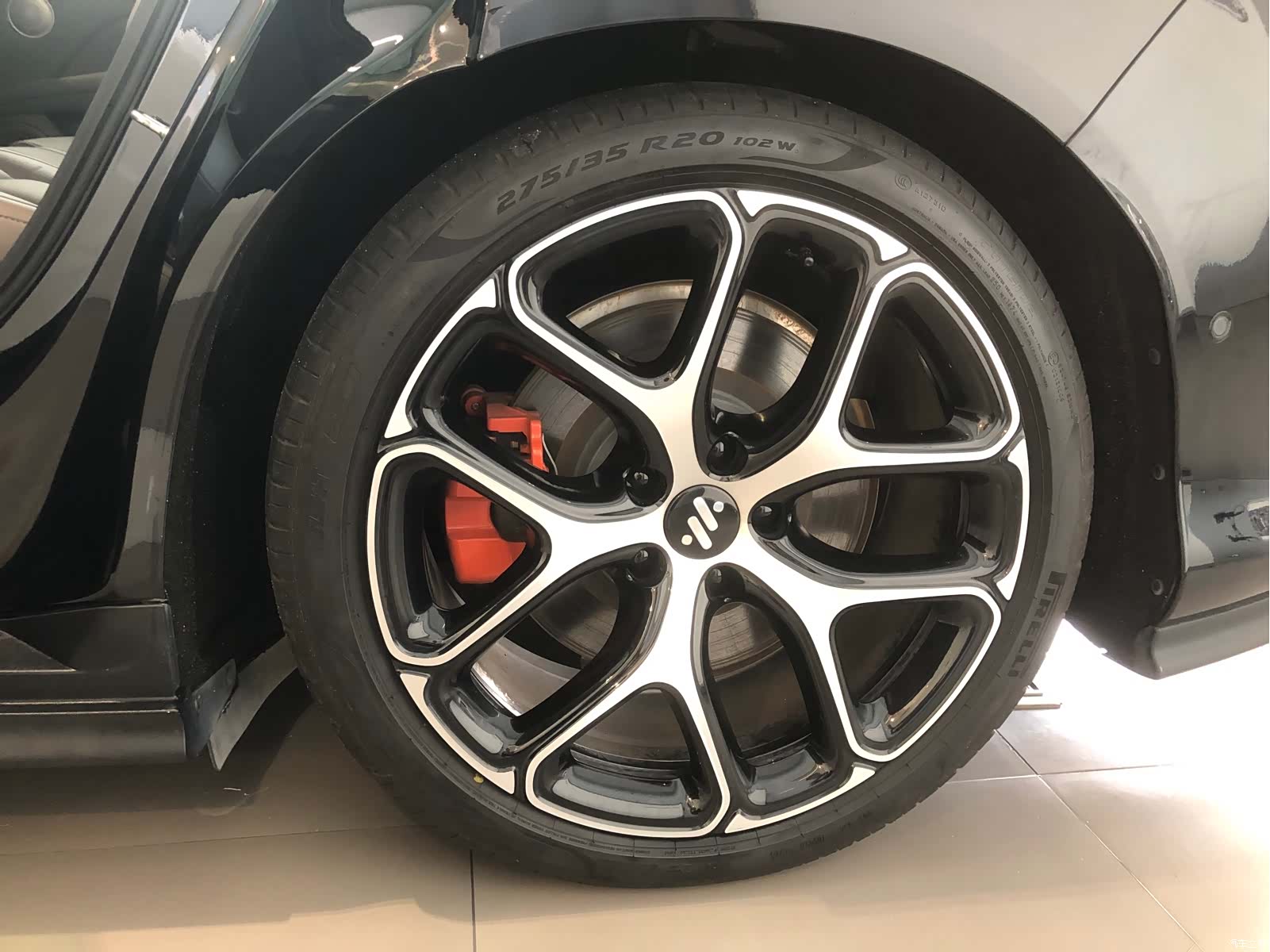 IM Motors L6, 2025 12