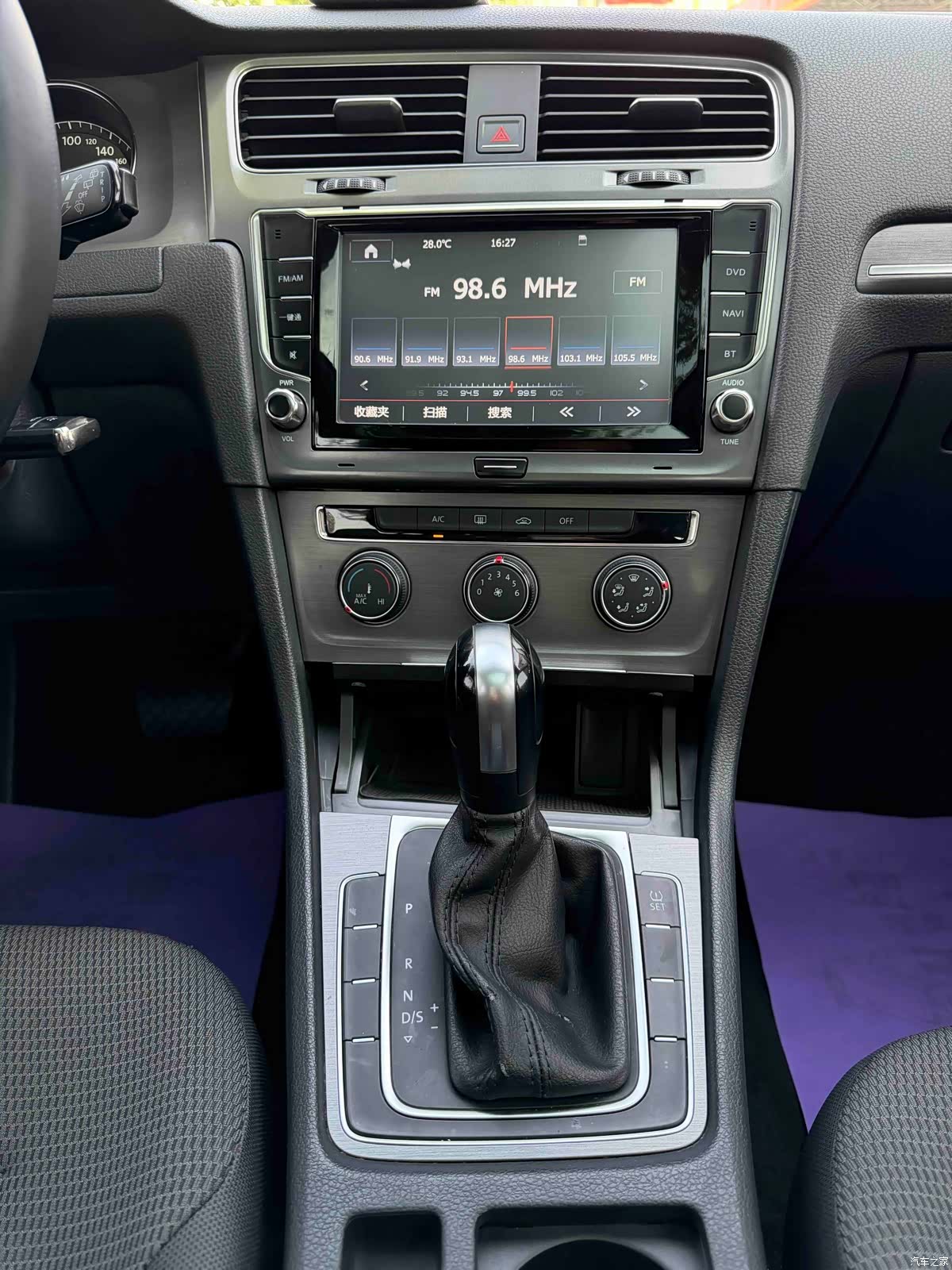 Volkswagen Golf, 2015 7