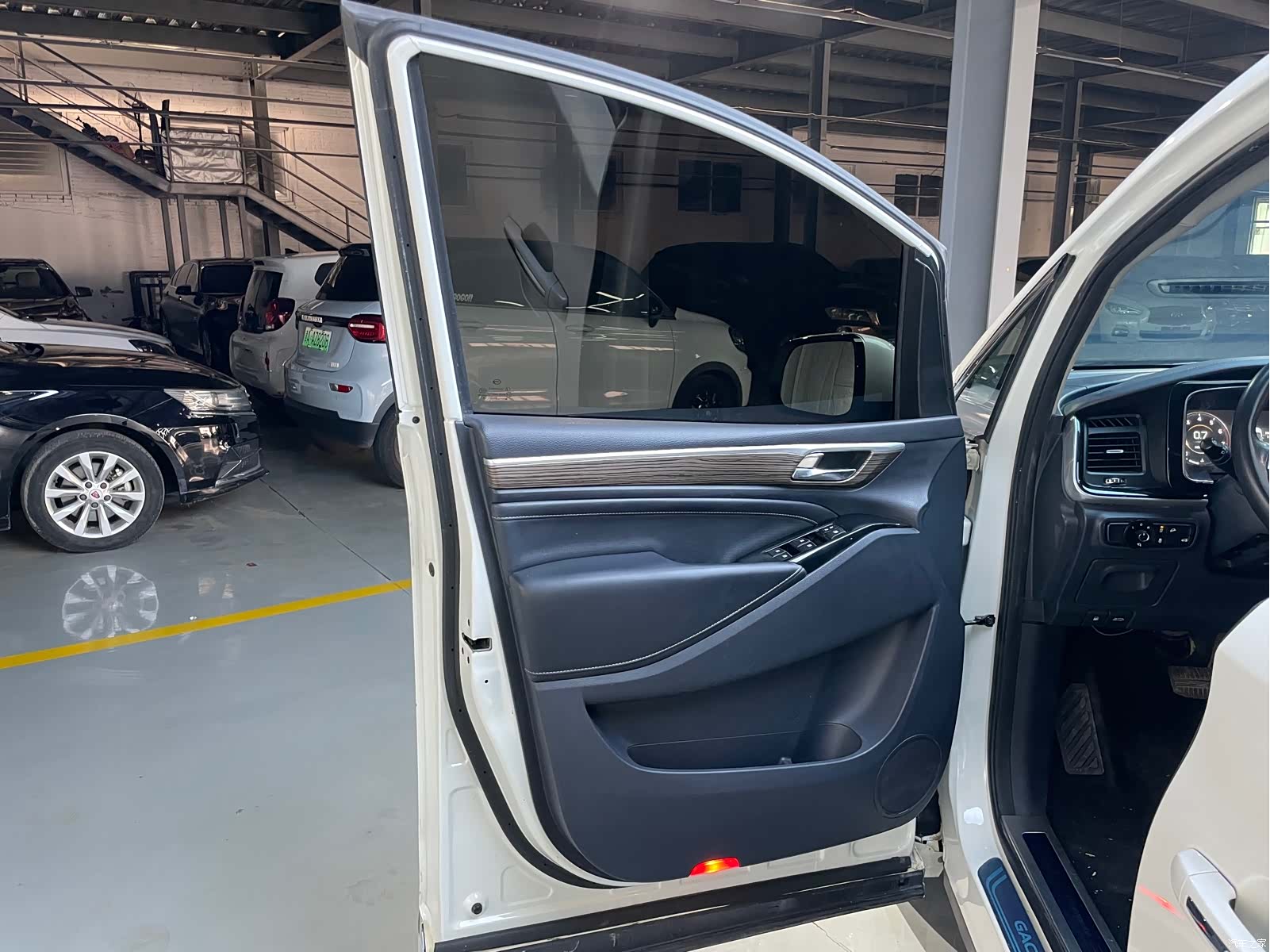 Trumpchi M8, 2022 9