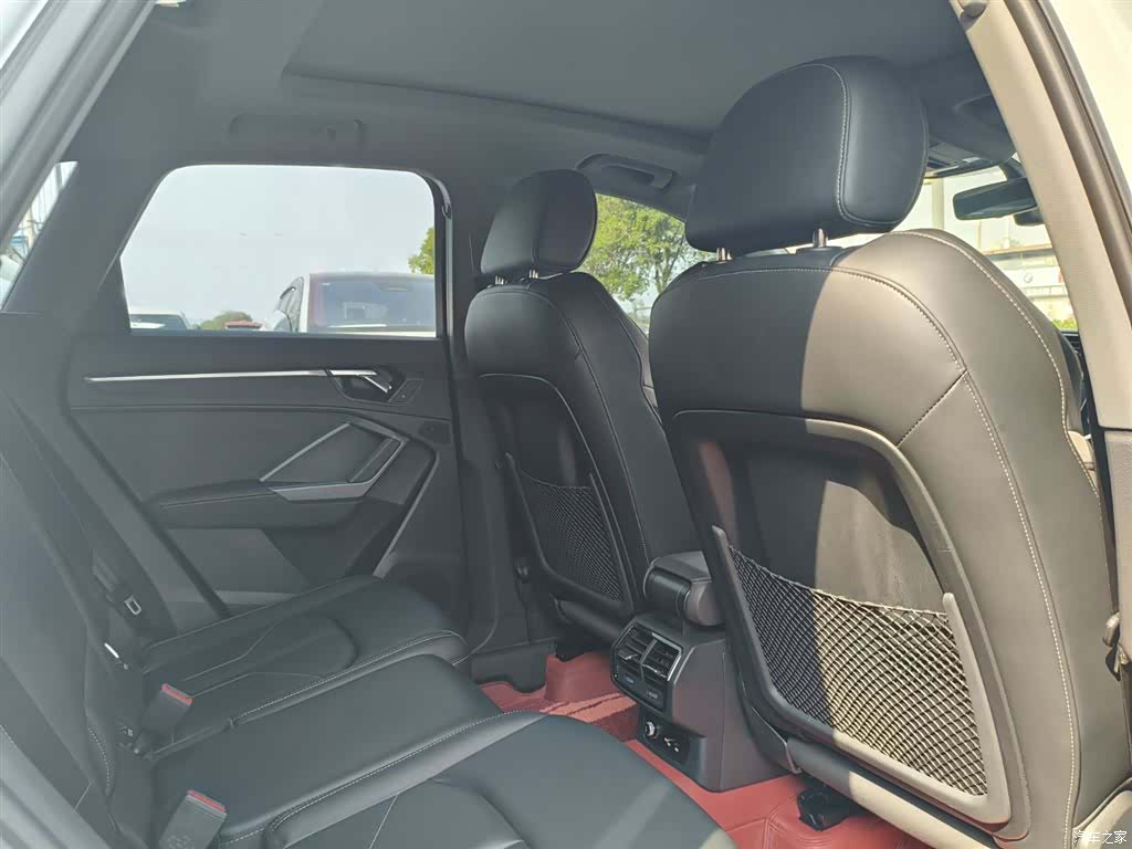 Audi Q3, 2024 15