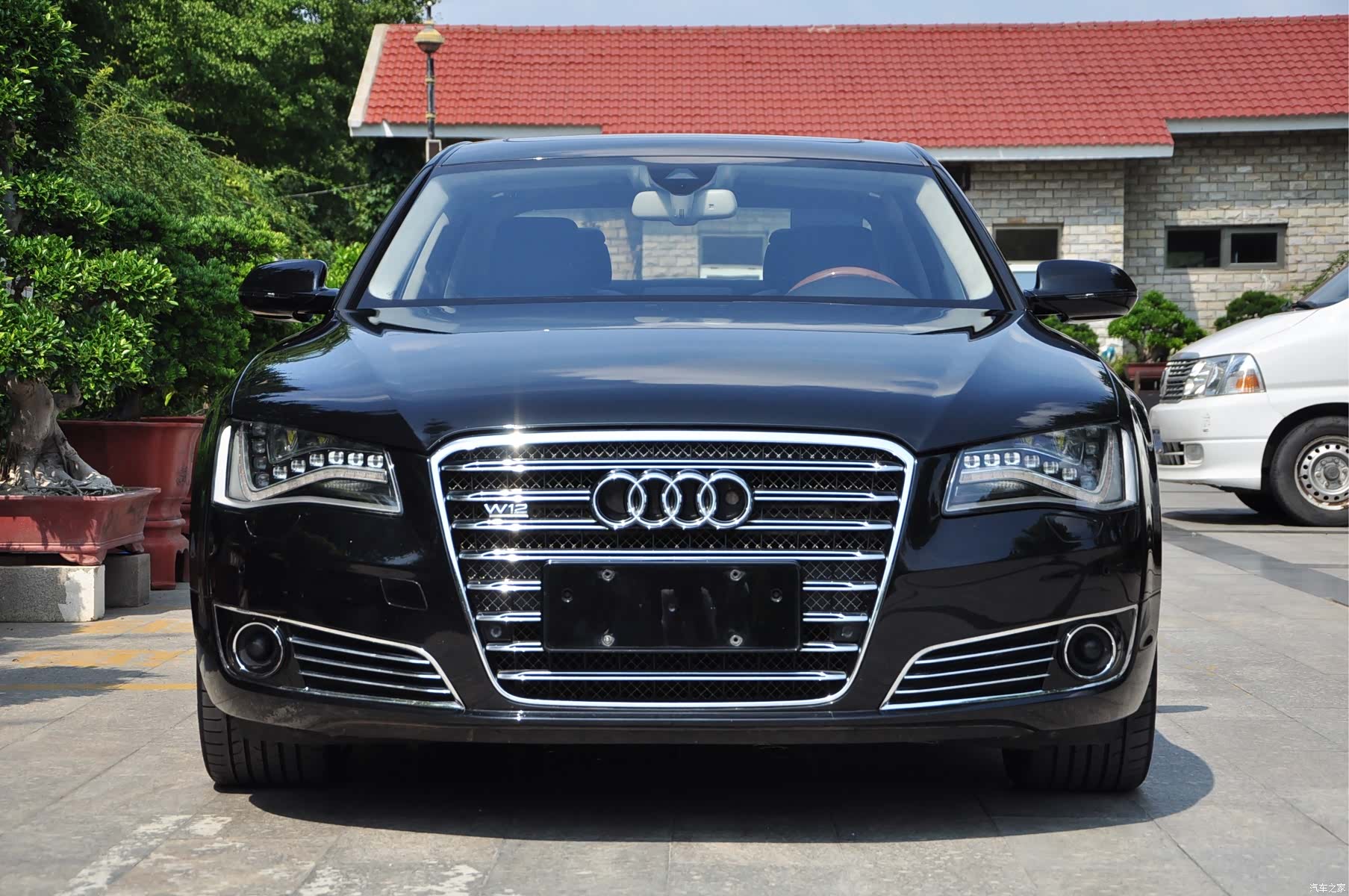 Audi A8L, 2012 2