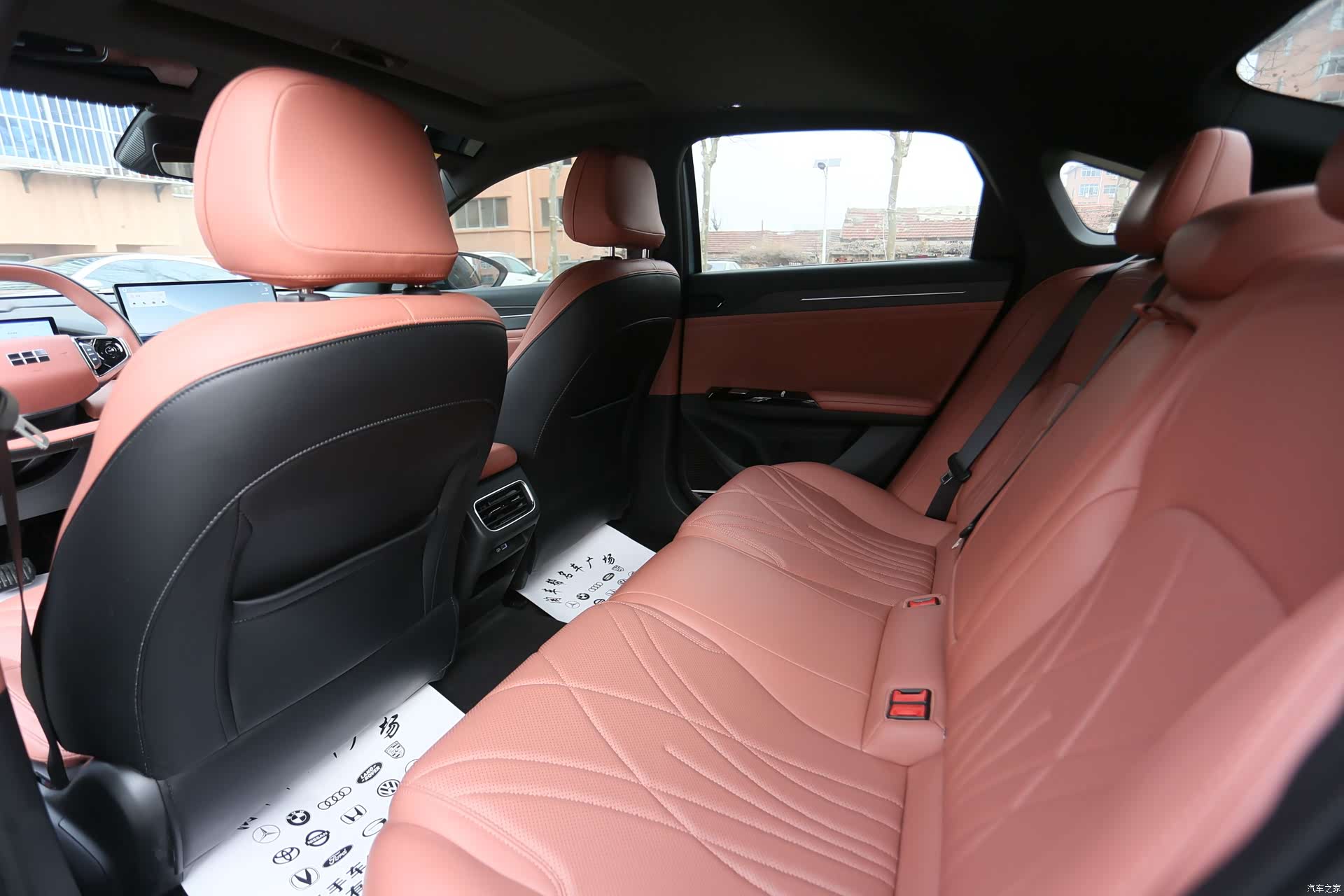Geely Galaxy L6, 2025 12