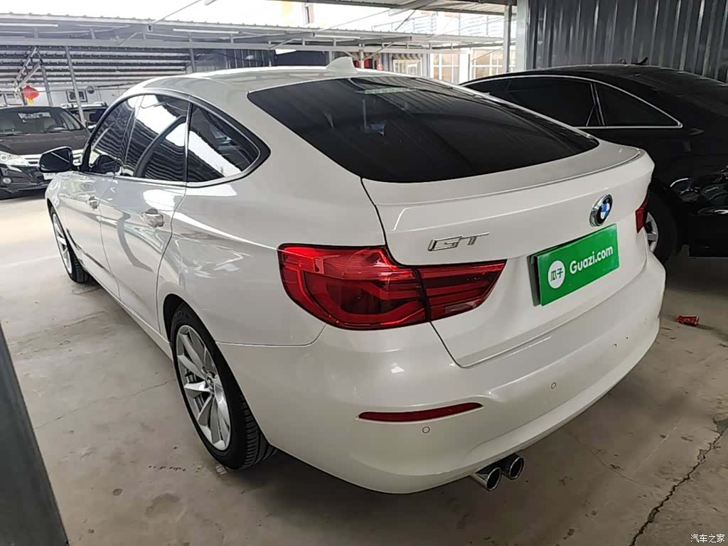 BMW 3 Series, 2018 все фото