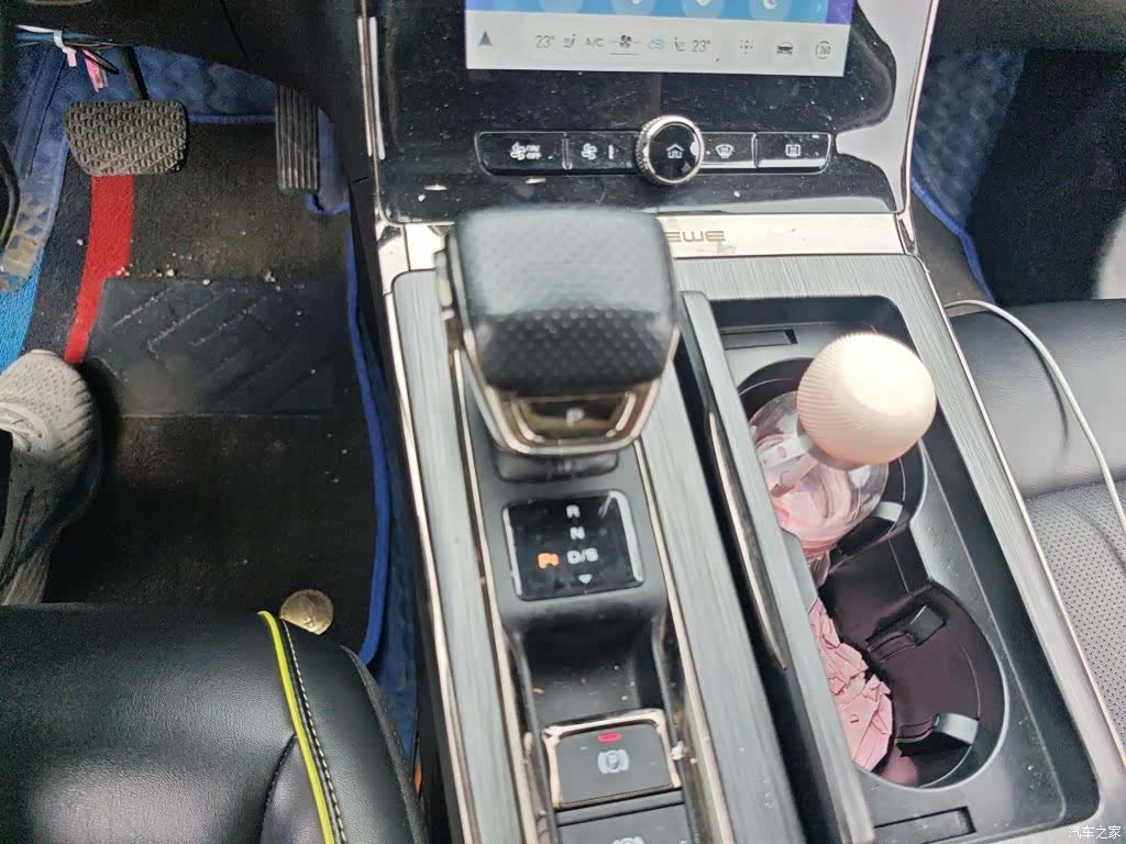 Roewe RX5, 2022 7