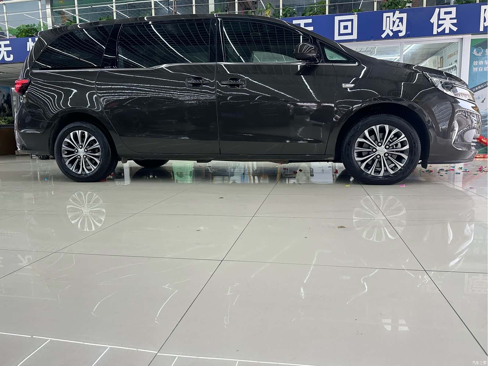 Buick GL8, 2022 все фото
