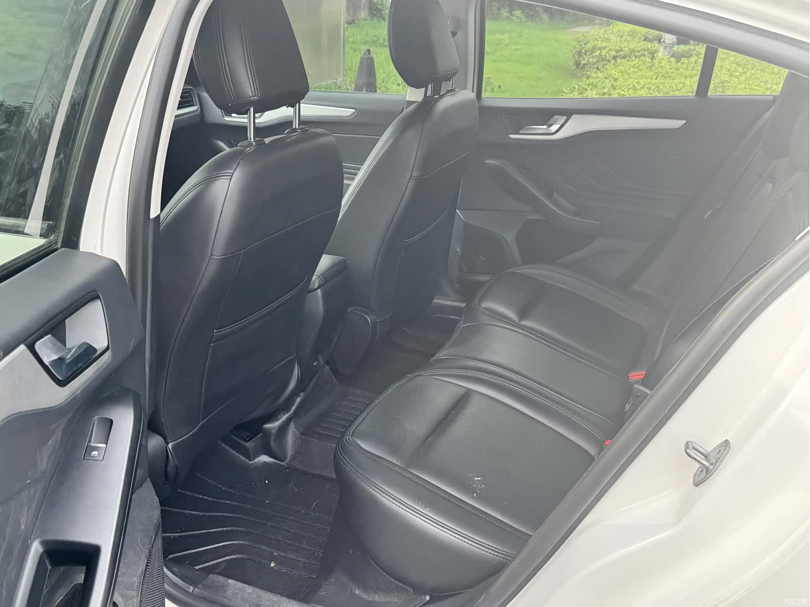 Ford Focus, 2019 6