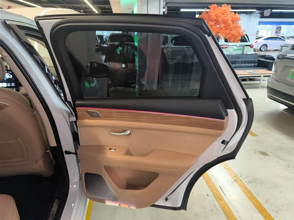 HarmonyOS Ask the world M5