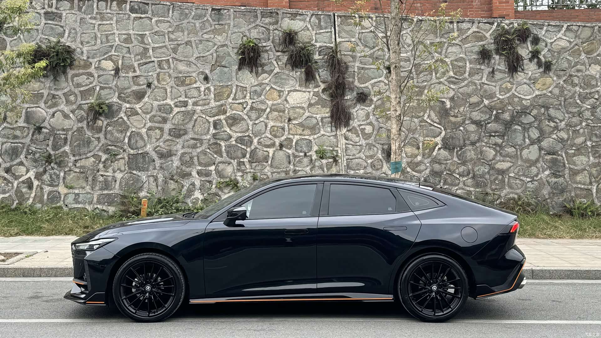 Changan UNI-V, 2023 4