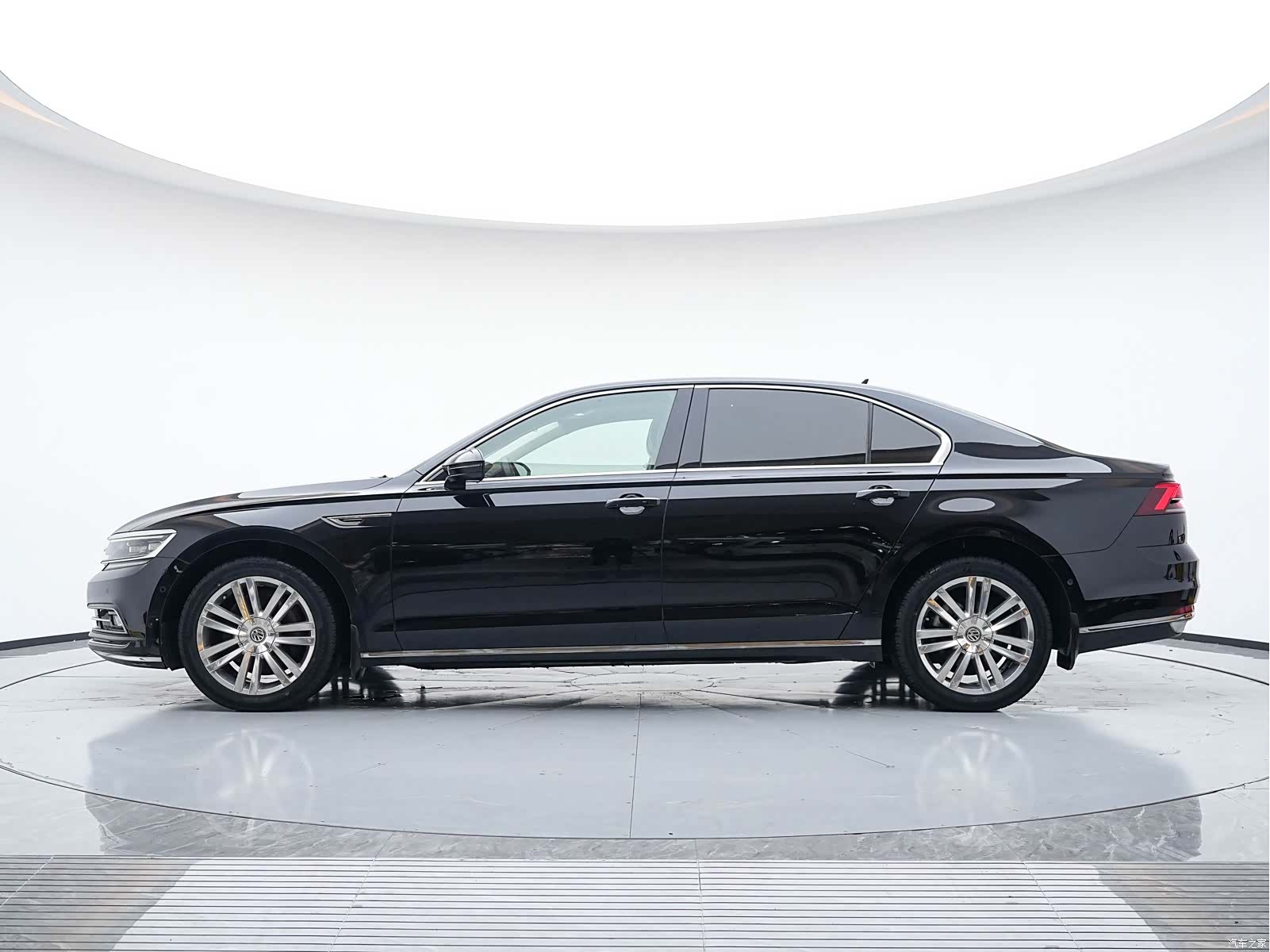 Volkswagen Phideon, 2017 4