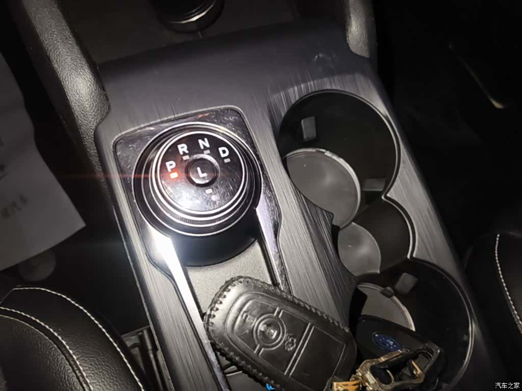 Ford Focus, 2019 14