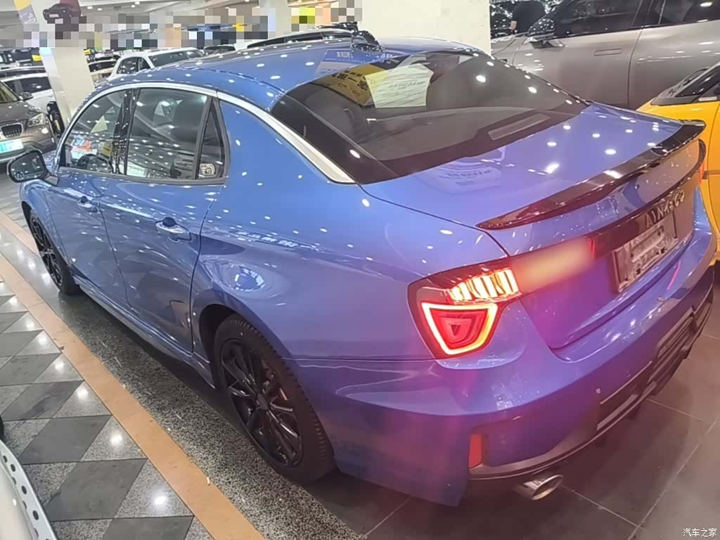 Lynk & Co 01, 2020 все фото