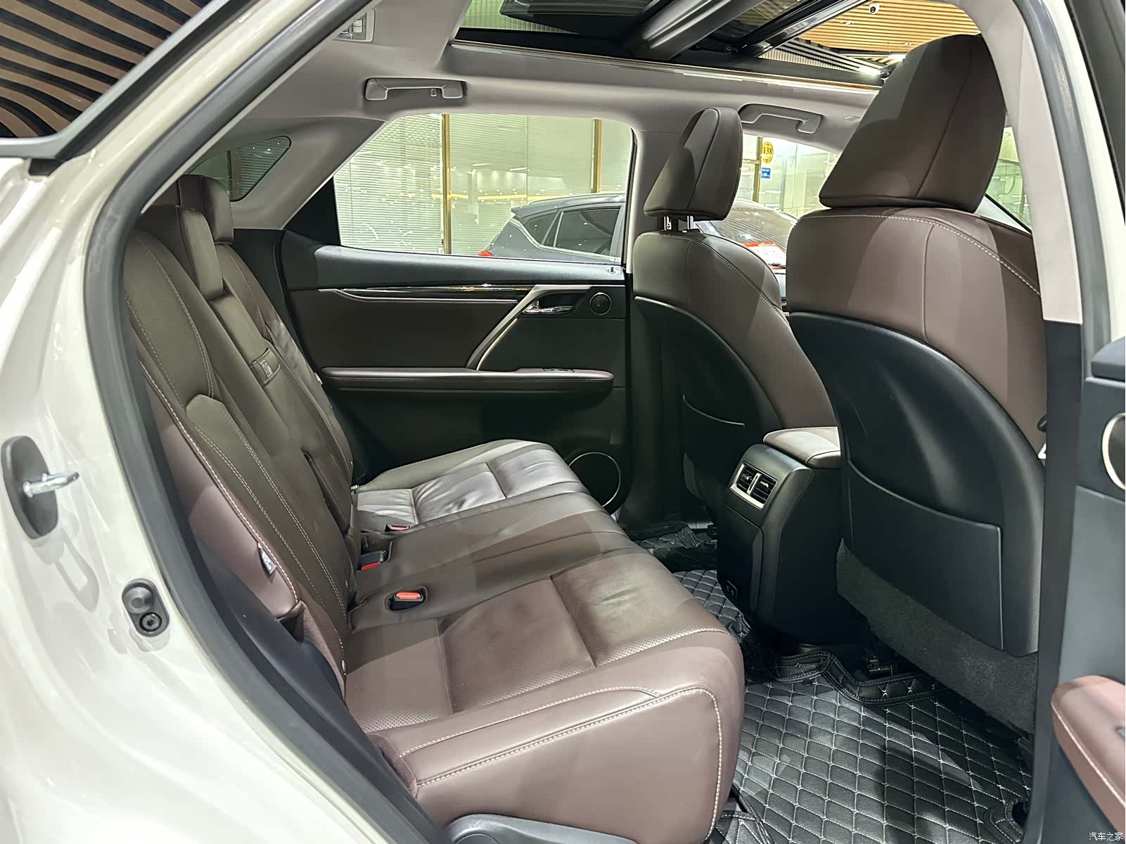 Lexus RX, 2022 12
