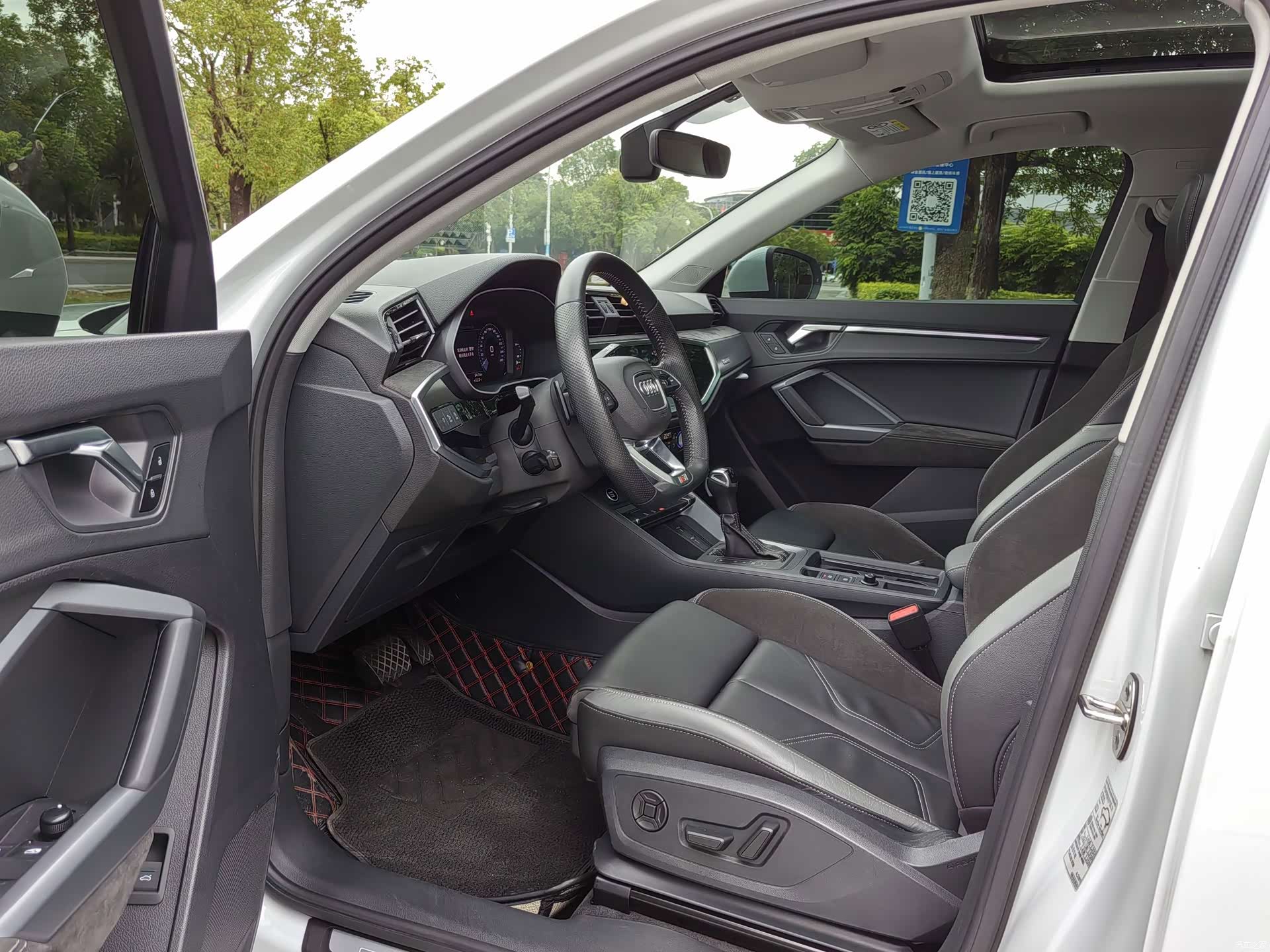 Audi Q3, 2021 13