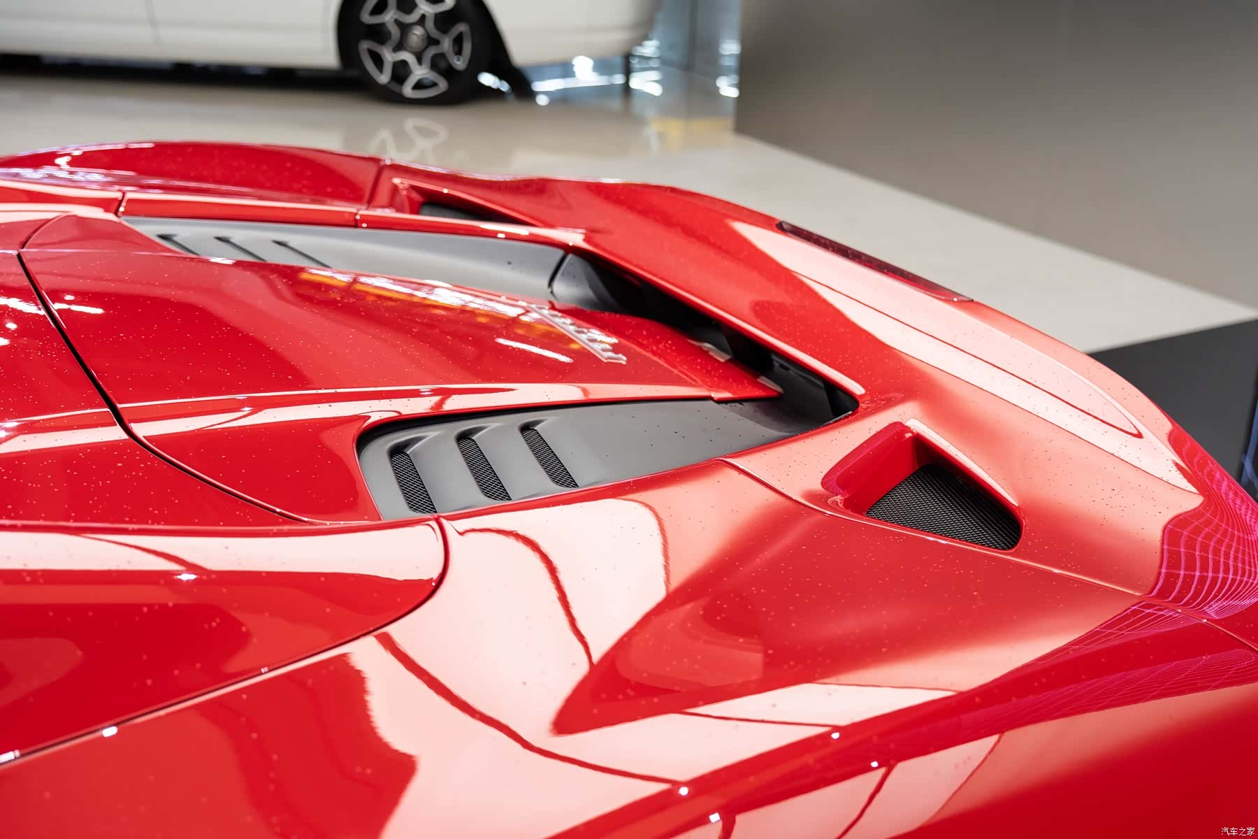 Ferrari F8, 2022 16