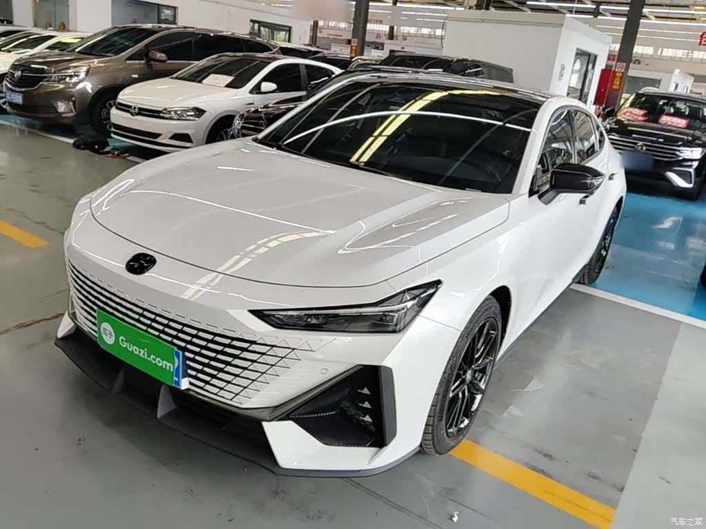 Changan UNI-V, 2025 2