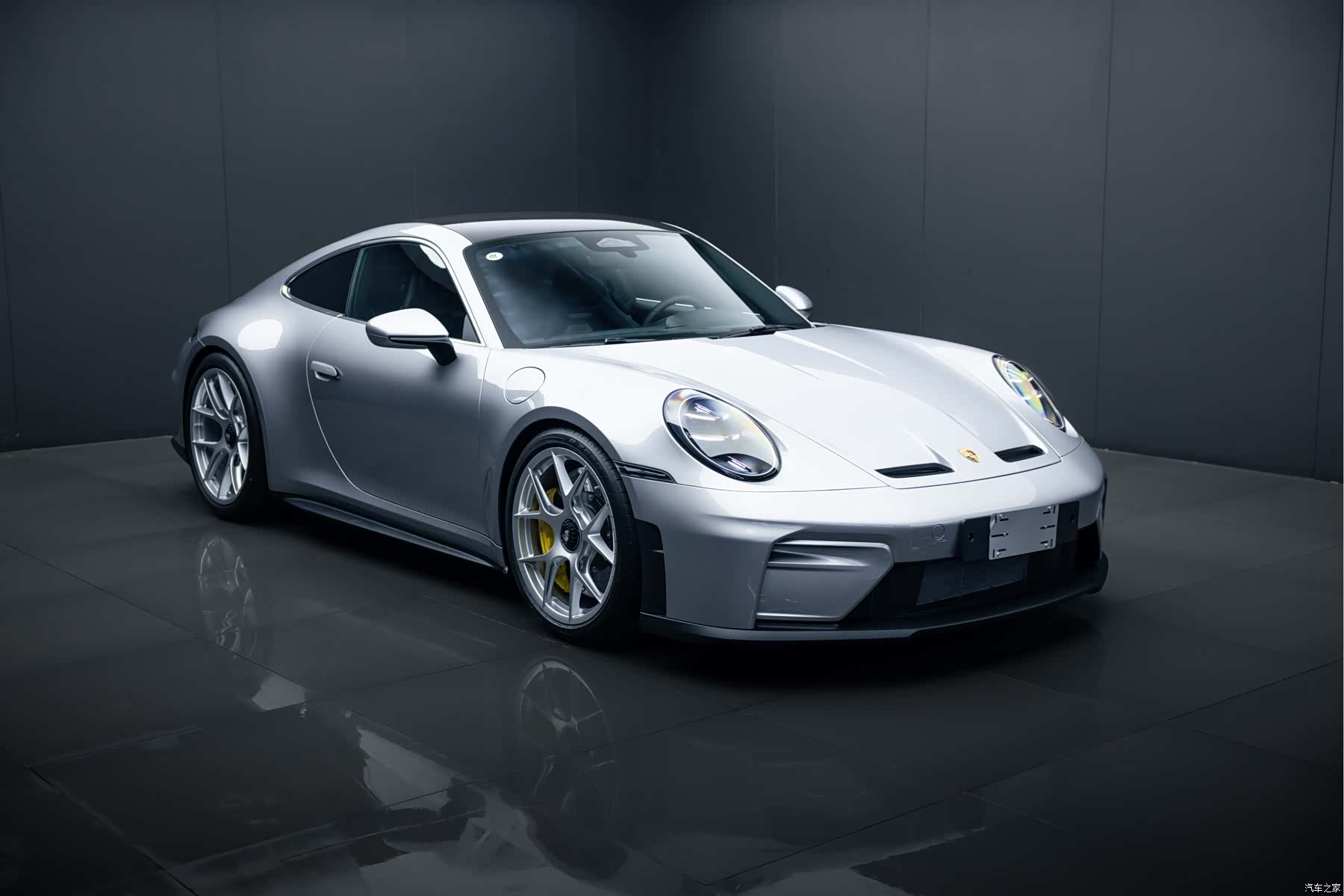 Porsche 911, 2025 4