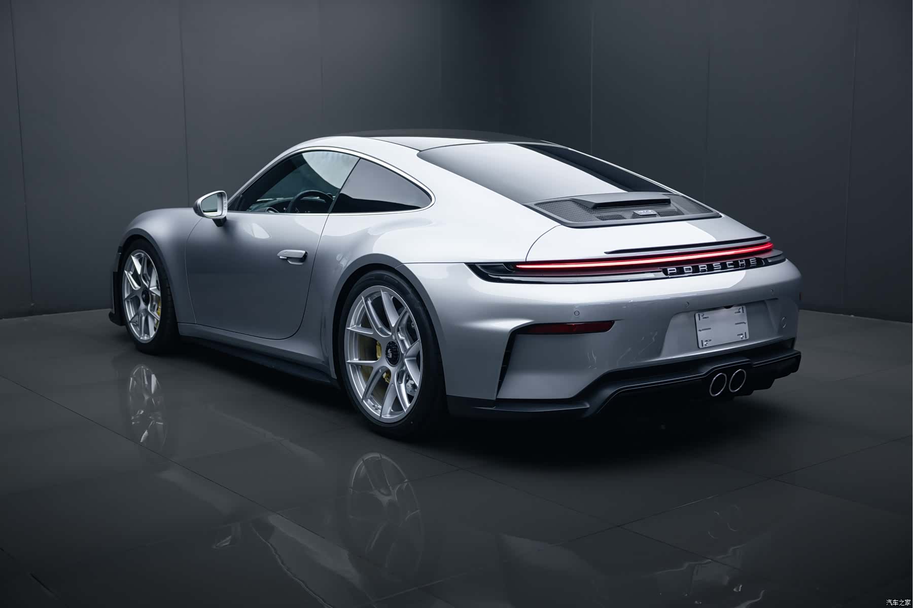 Porsche 911, 2025 10