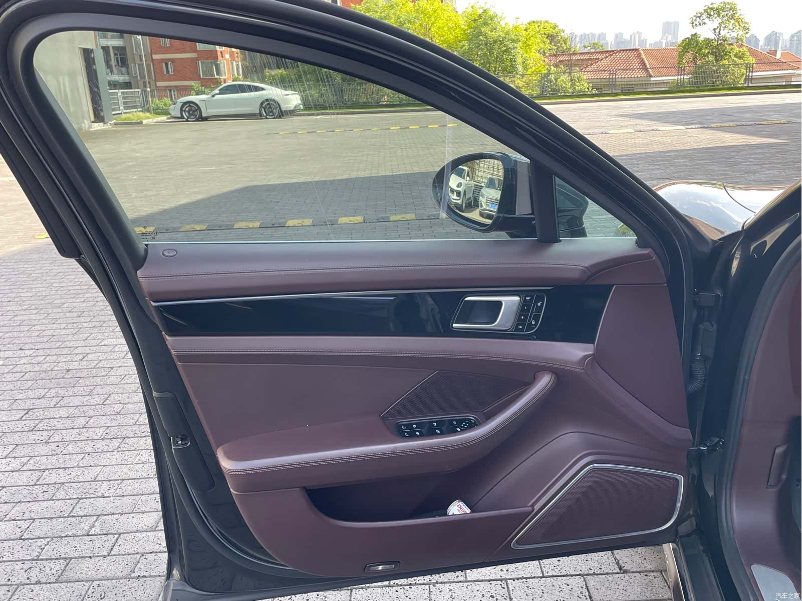 Porsche Panamera, 2018 все фото