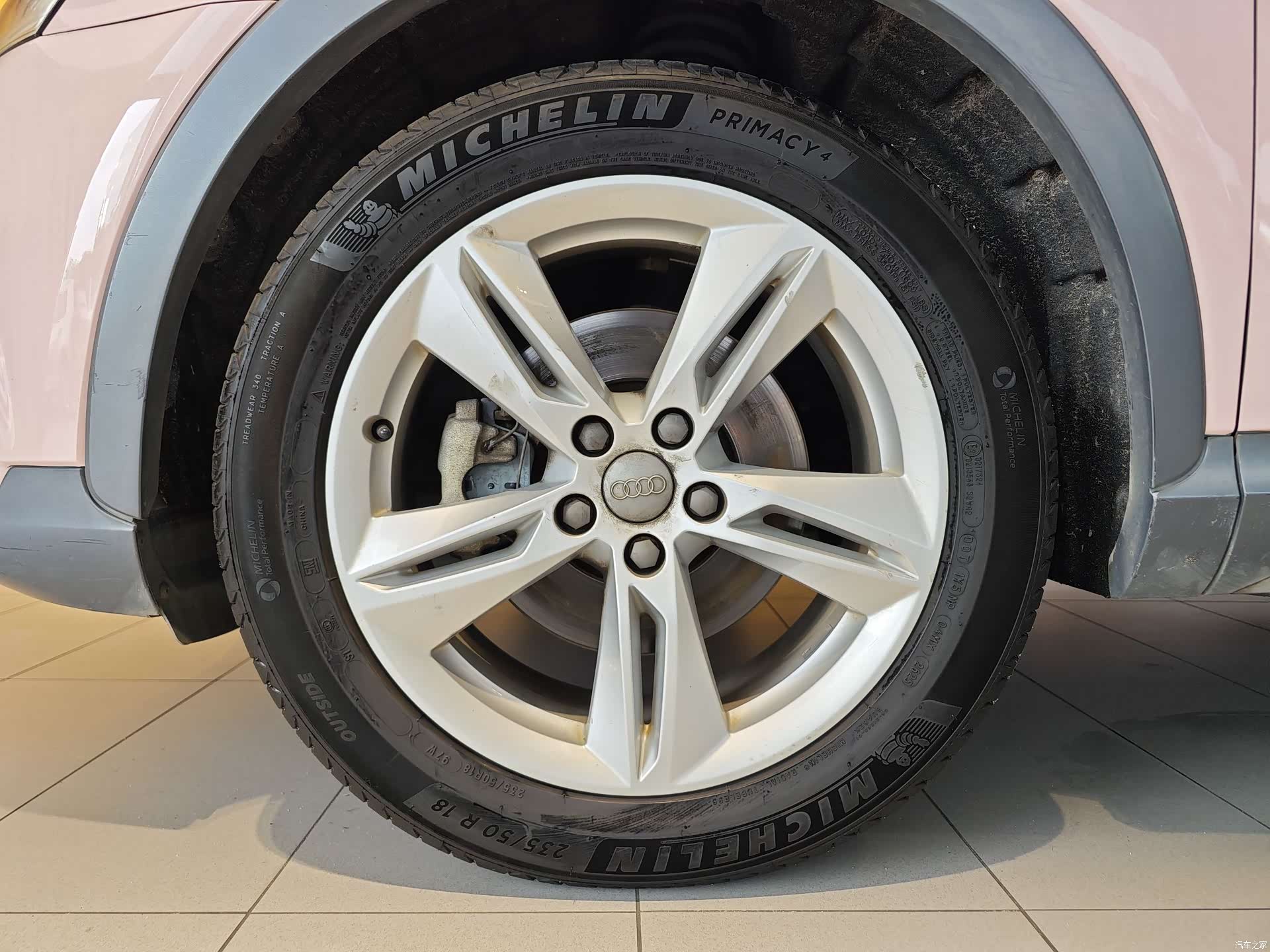 Audi Q3, 2019 6