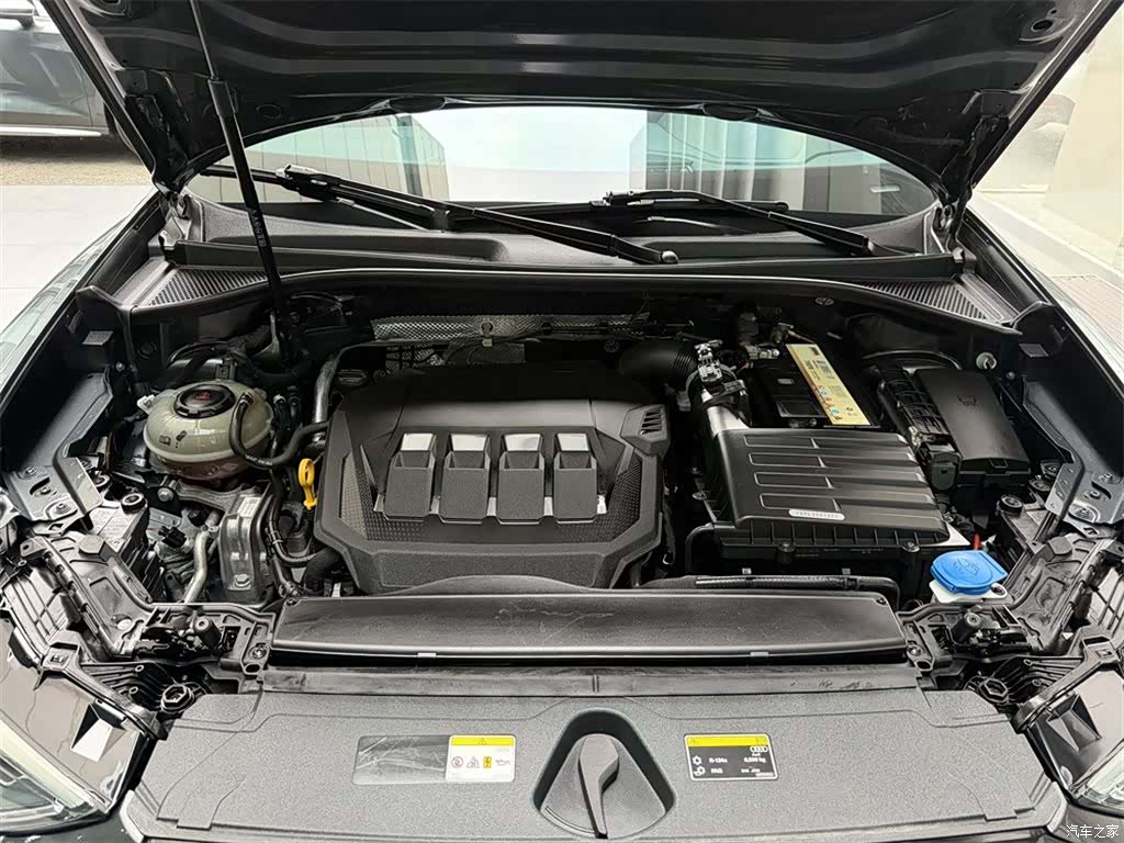 Audi Q3, 2021 8