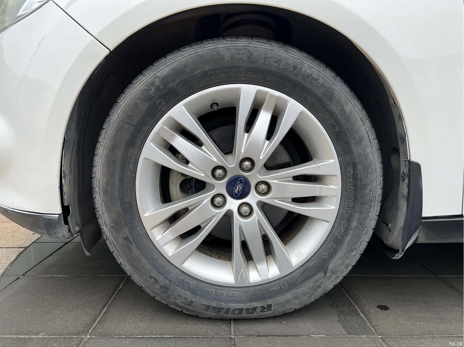 Ford Focus, 2014 20