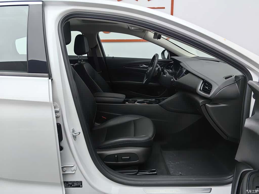 Buick Regal, 2023 23