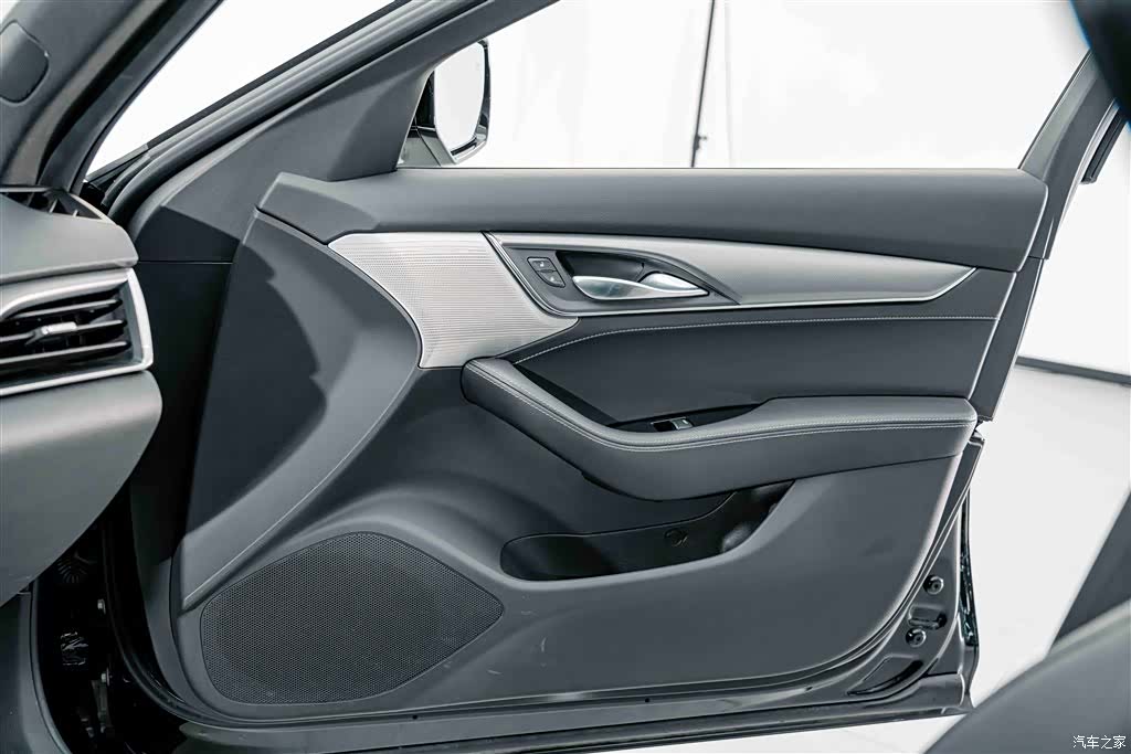 Cadillac CT5, 2022 14