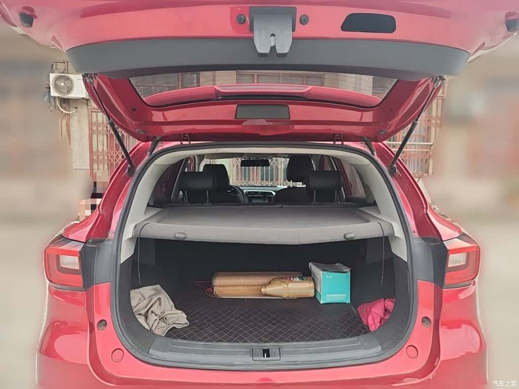 MG ZS, 2017 20