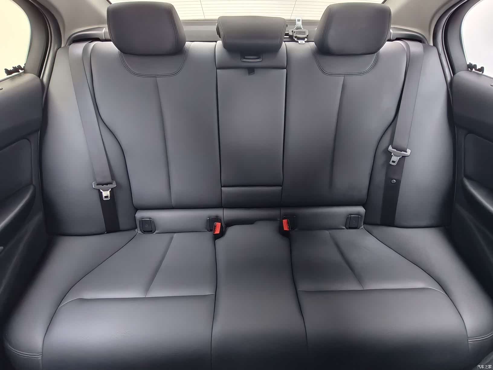 BMW 3 Series, 2015 15