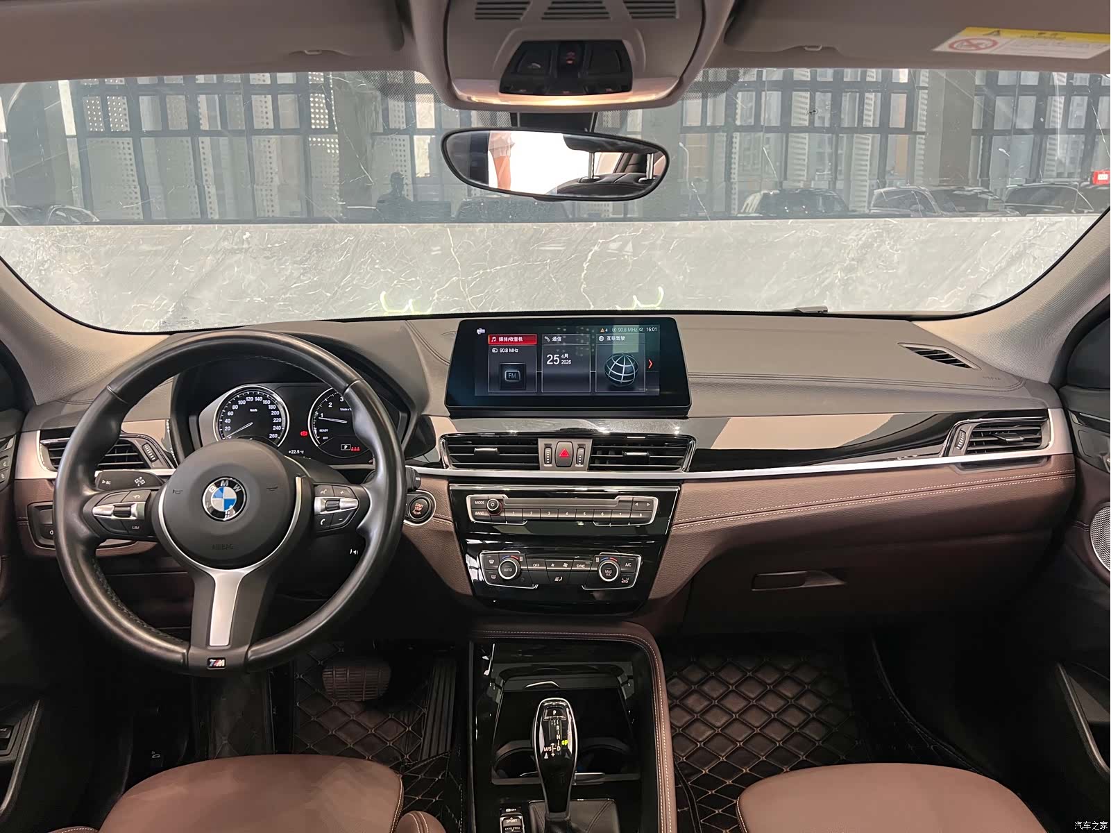 BMW X2, 2022 все фото