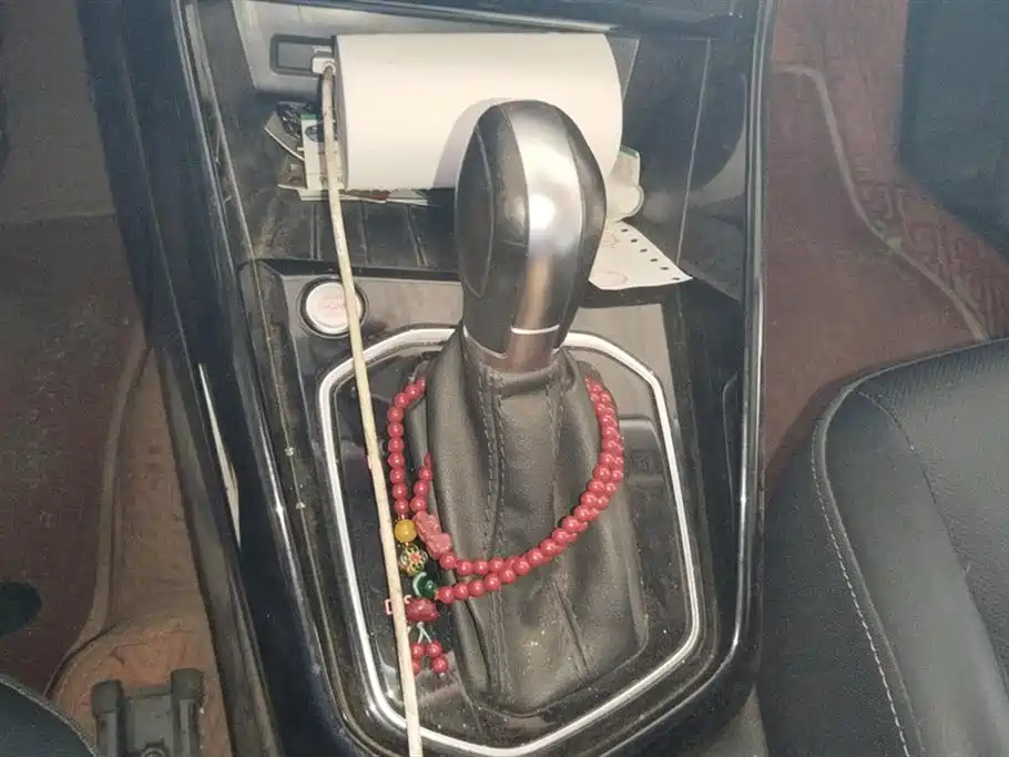 Jetta VS5