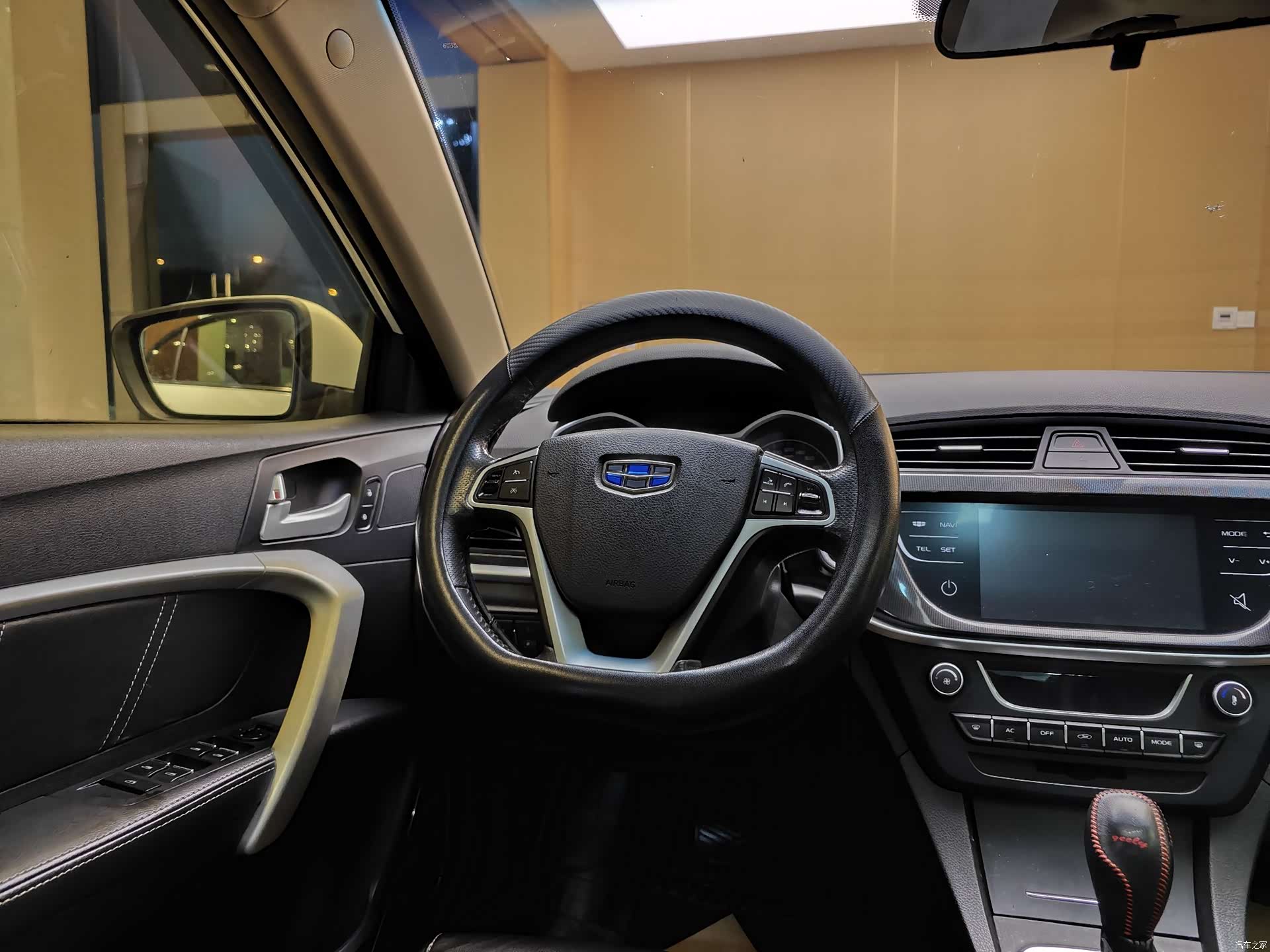 Geely Emgrand, 2017 14