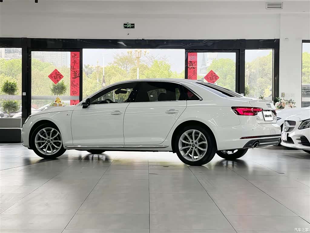Audi A4L, 2018 4