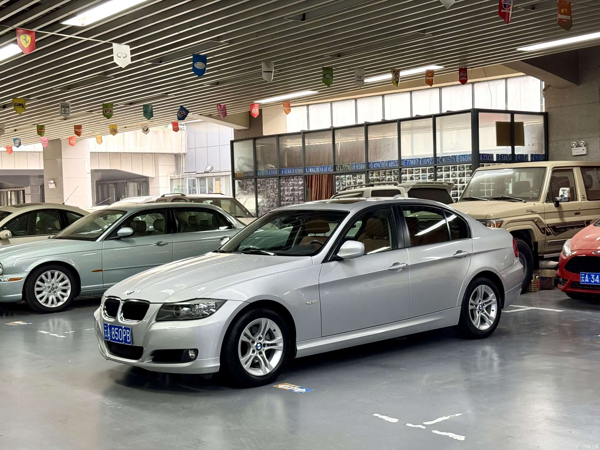 BMW 3 Series, 2011 1