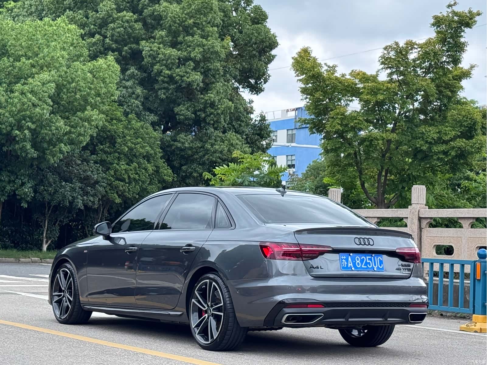 Audi A4L, 2024 4