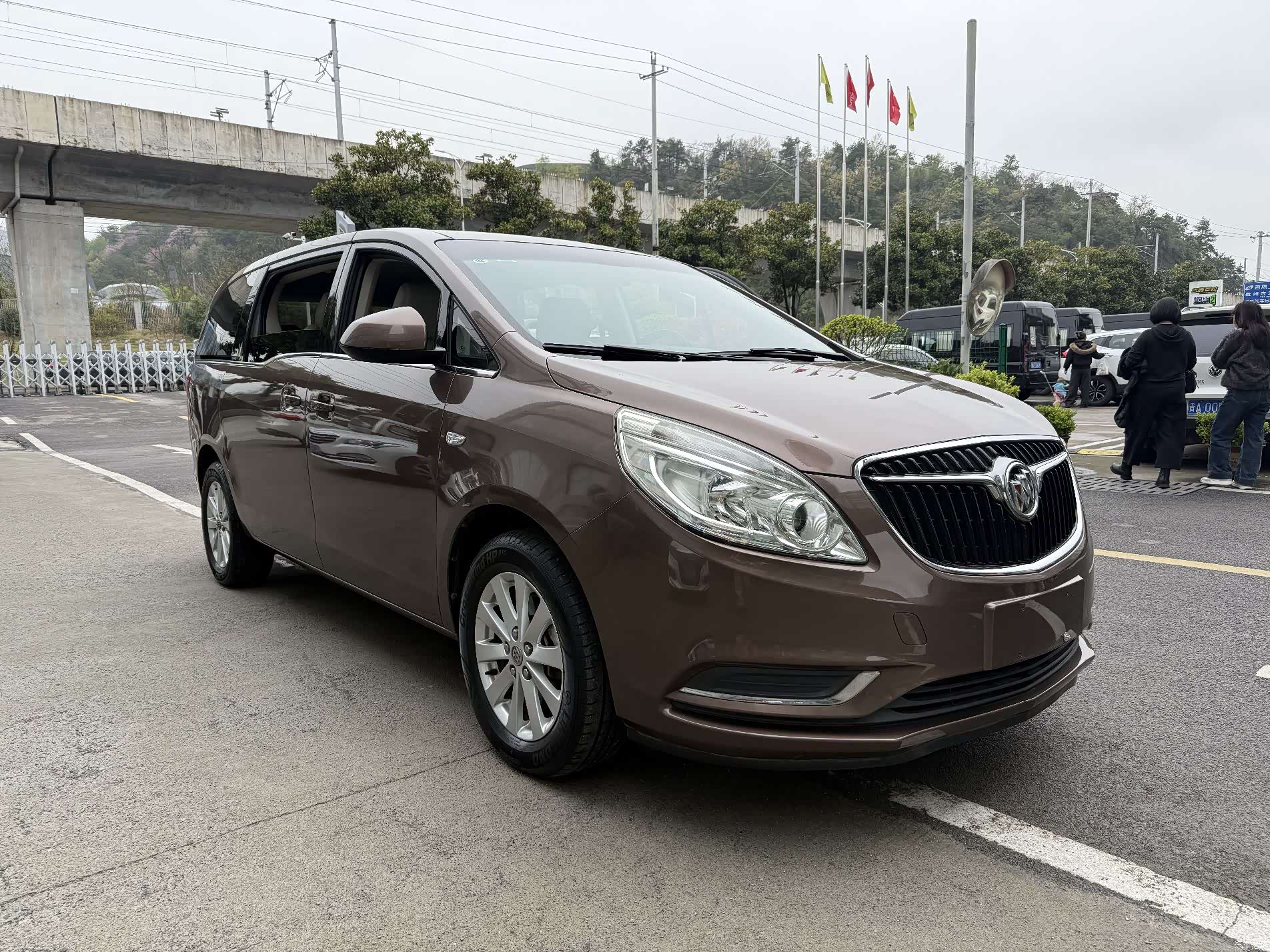 Buick GL8, 2019 2