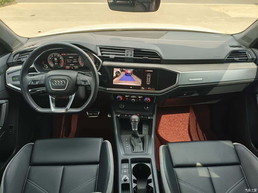 Audi Q3, 2024 14