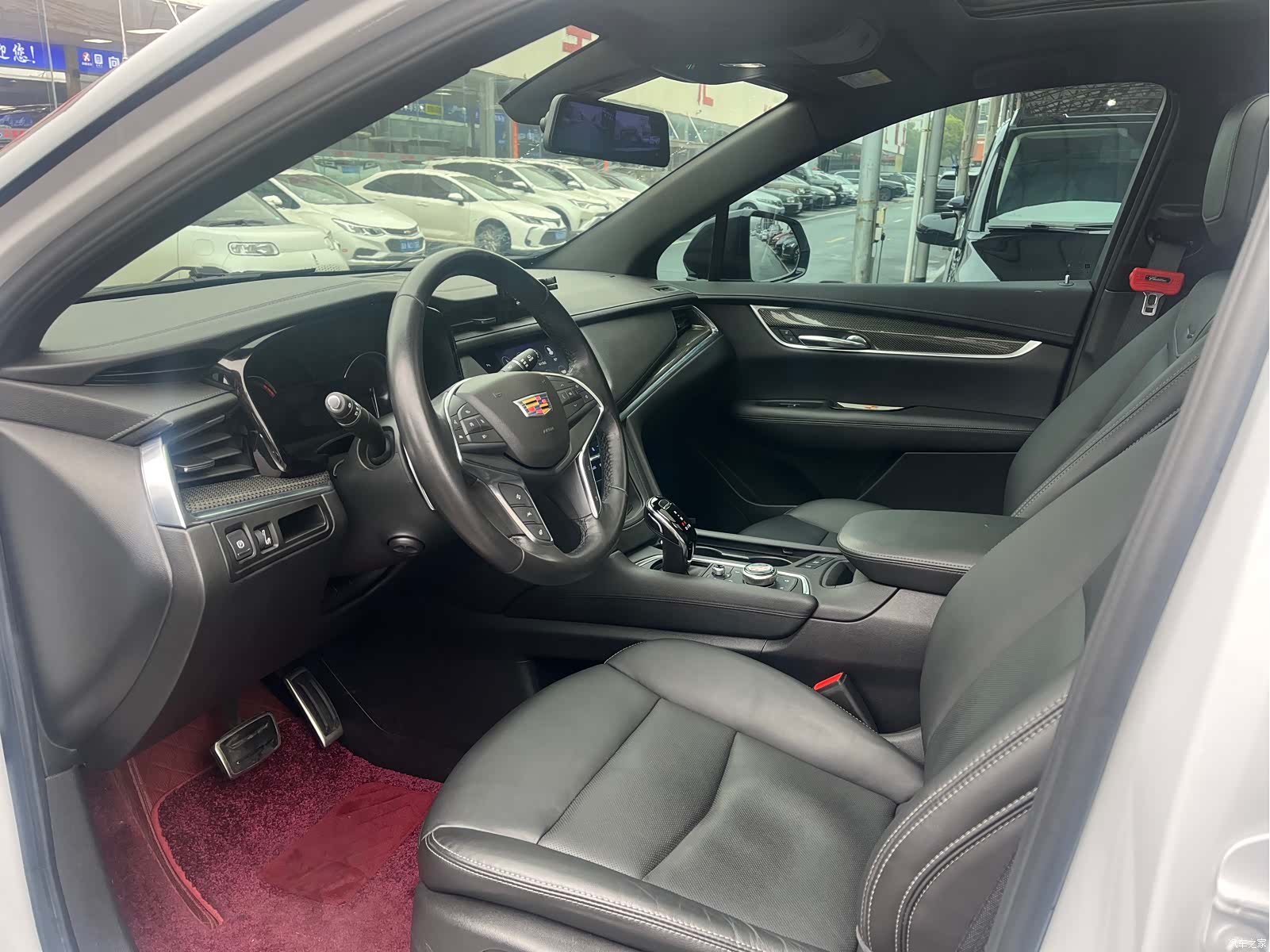 Cadillac XT5, 2022 все фото