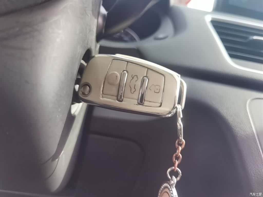 Audi Q3, 2017 9