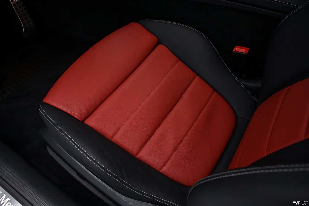 Mercedes-Benz E-Class, 2020 13