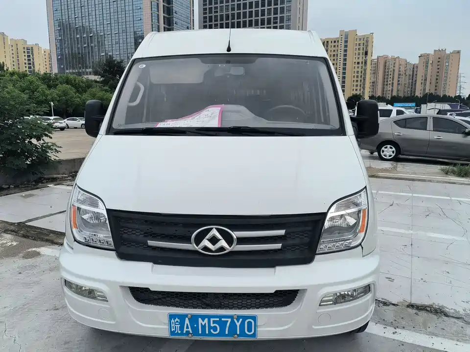 MAXUS Xintu V80