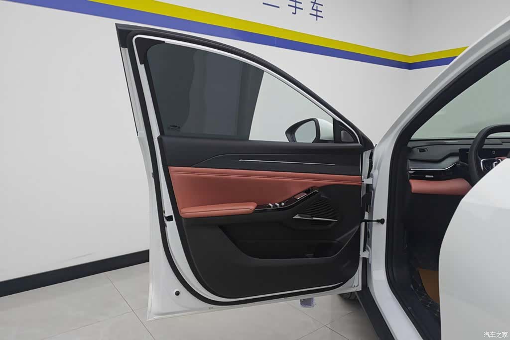 Geely Galaxy L6, 2025 7