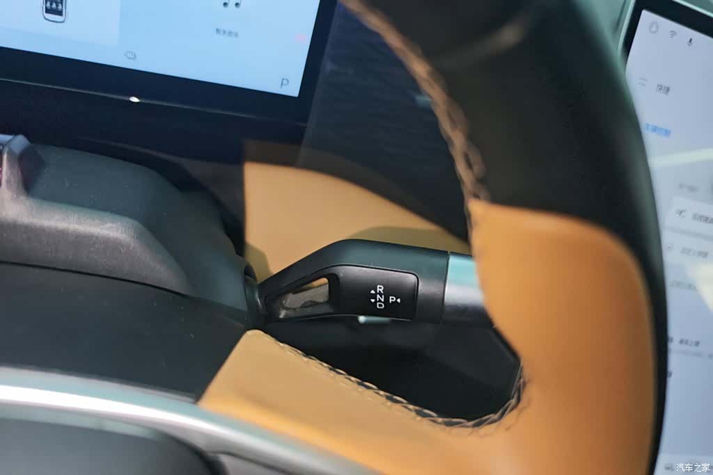Geely Galaxy L7, 2023 16