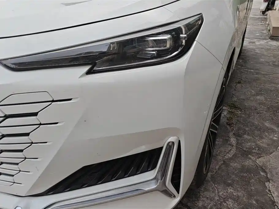 Changan UNI-K Smart iDD