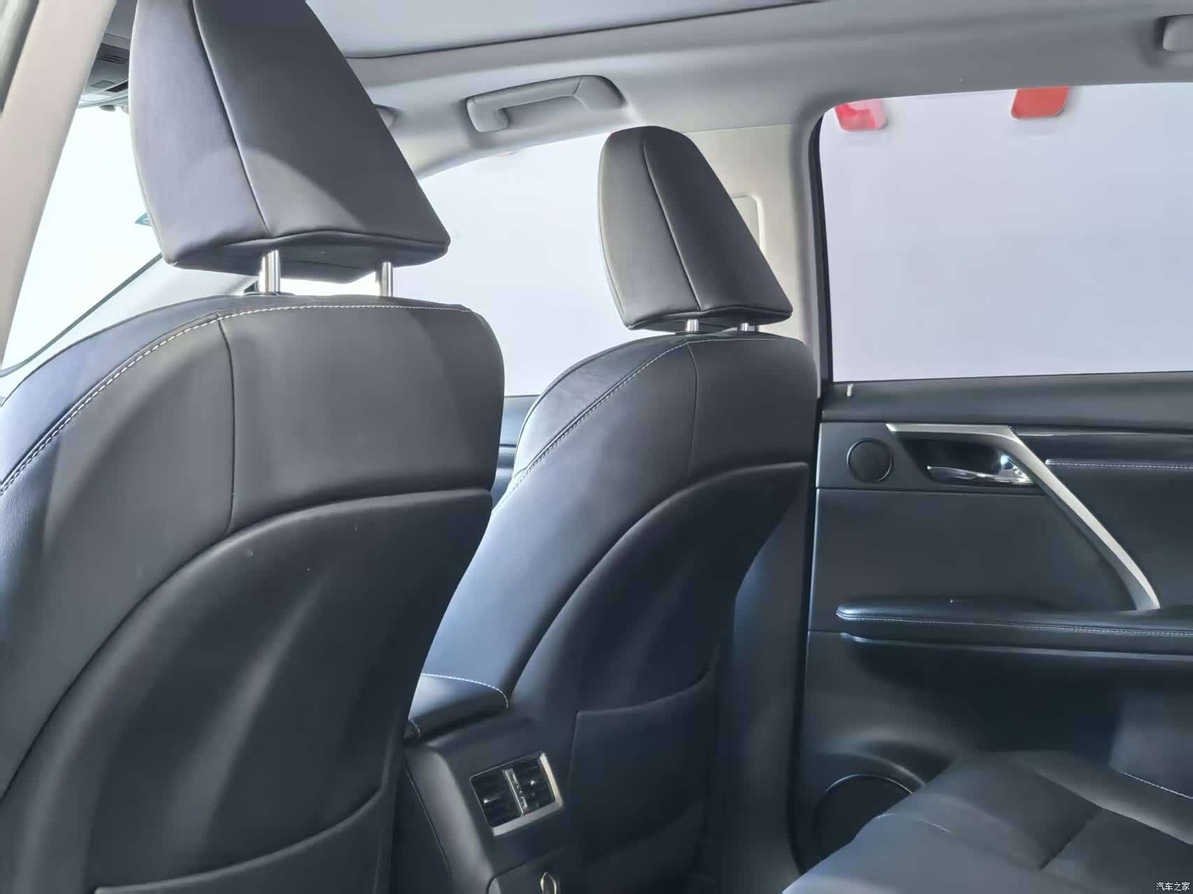 Lexus RX, 2019 13