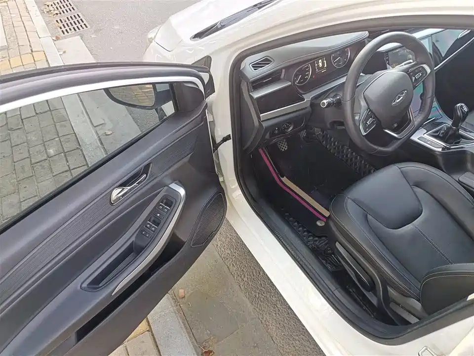 Chery Arrizo 5 Chery Arrizo 5