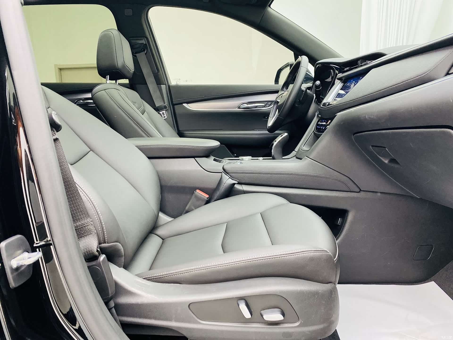 Cadillac XT6, 2021 15