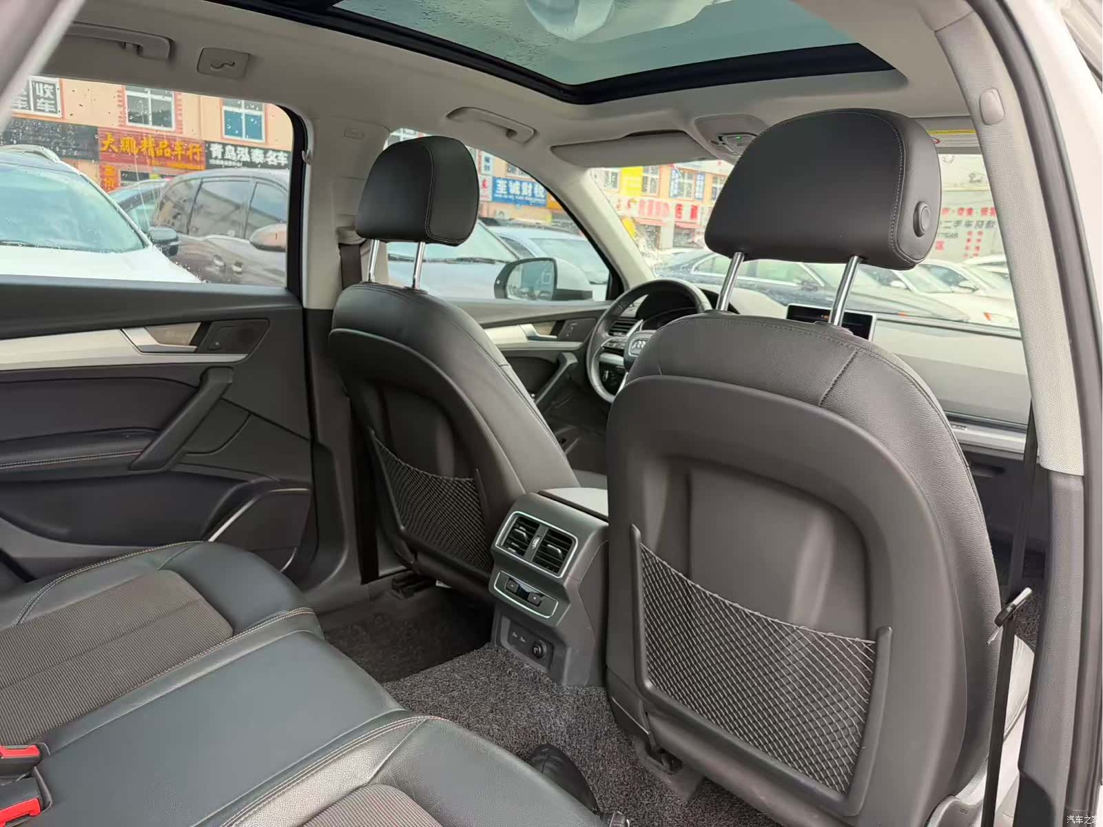 Audi Q5L, 2019 9
